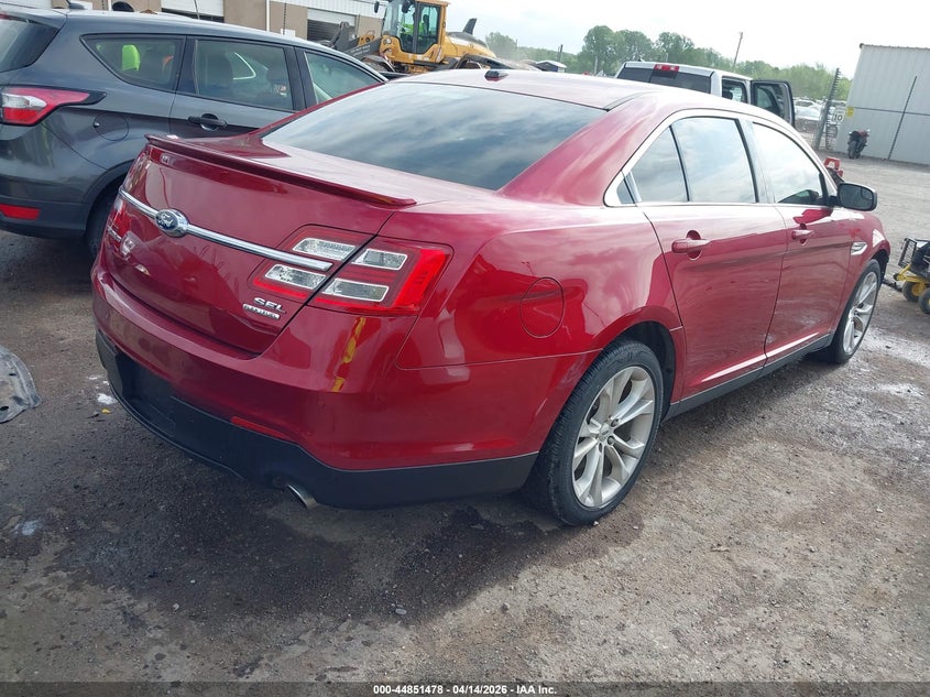 1FAHP2E88DG161871 2013 Ford Taurus 3.5 Sel red