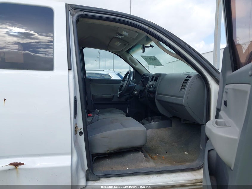 2006 Dodge Dakota St