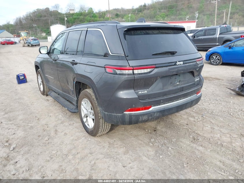 2024 Jeep Grand Cherokee Laredo X 4X4