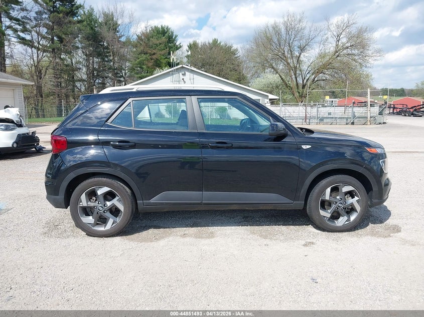 2023 Hyundai Venue Sel VIN: KMHRC8A38PU259890 Lot: 44851493