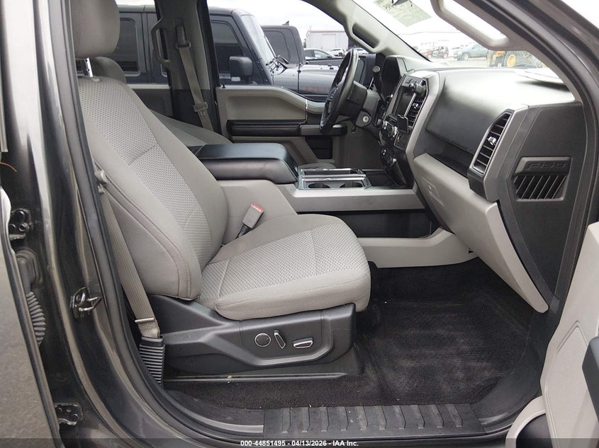 VIN 1FTEW1EP4HFB40674 2017 FORD F-150 XLT