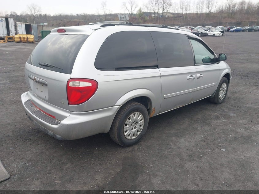 2006 Chrysler Town & Country Lx