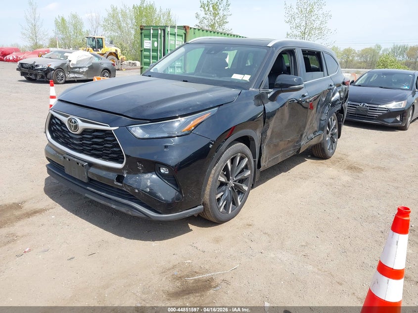 2022 Toyota Highlander Xle
