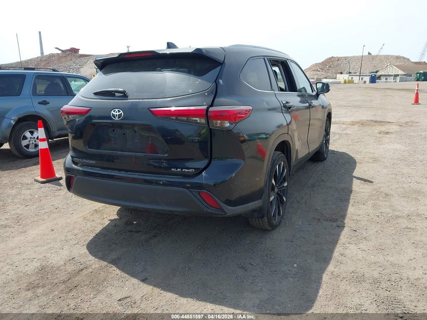 2022 Toyota Highlander Xle
