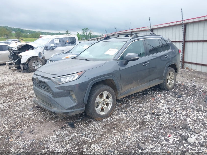 VIN 2T3W1RFV9LW096435 2020 TOYOTA RAV4 XLE