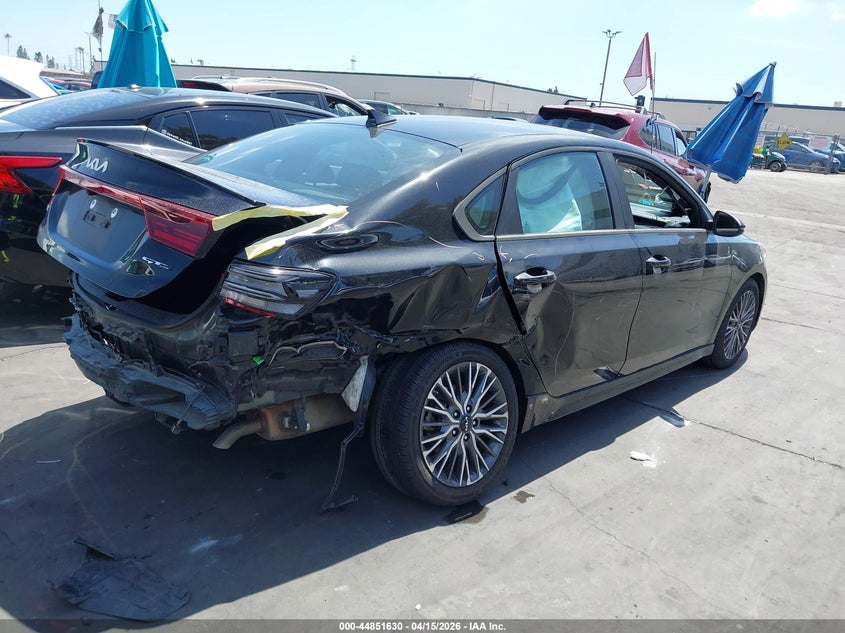 2023 Kia Forte 2.0 Gt-Line black Lot 111044851630 Vin 3KPF54AD3PE524250
