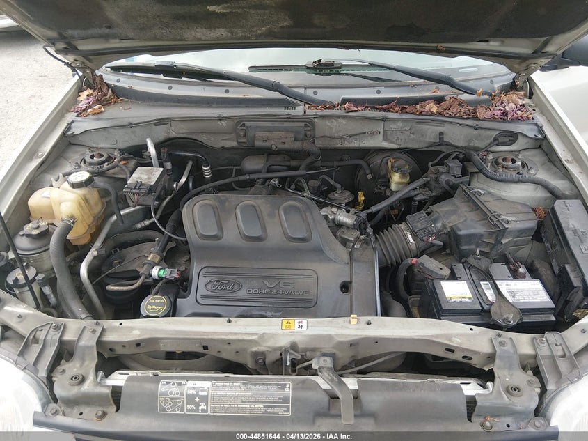 2004 Ford Escape Limited VIN: 1FMCU94104KB75556 Lot: 44851644