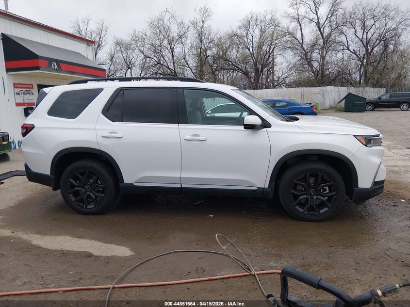 2025 Honda Pilot Touring VIN: 5FNYG1H78SB151825 Lot: 44851664