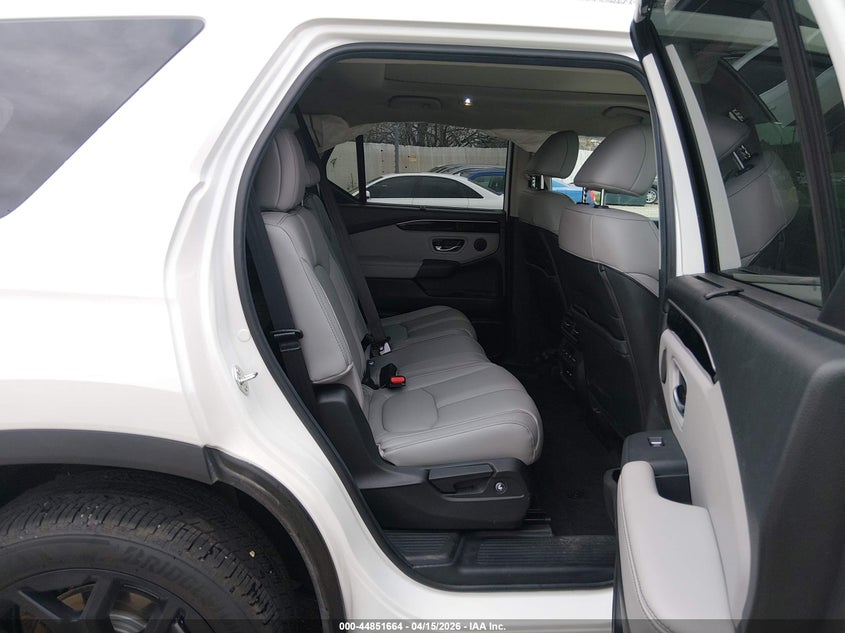 2025 Honda Pilot Touring VIN: 5FNYG1H78SB151825 Lot: 44851664