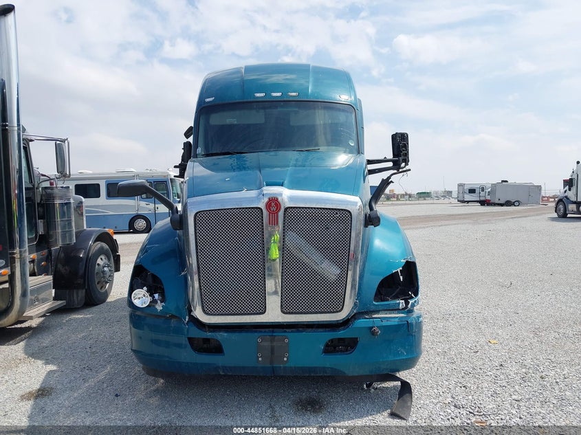 2019 Kenworth T680 VIN: 1XKYDP9XXKJ257152 Lot: 44851668