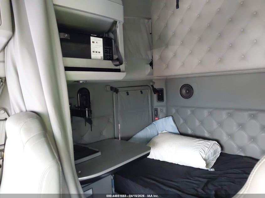 2019 Kenworth T680 VIN: 1XKYDP9XXKJ257152 Lot: 44851668