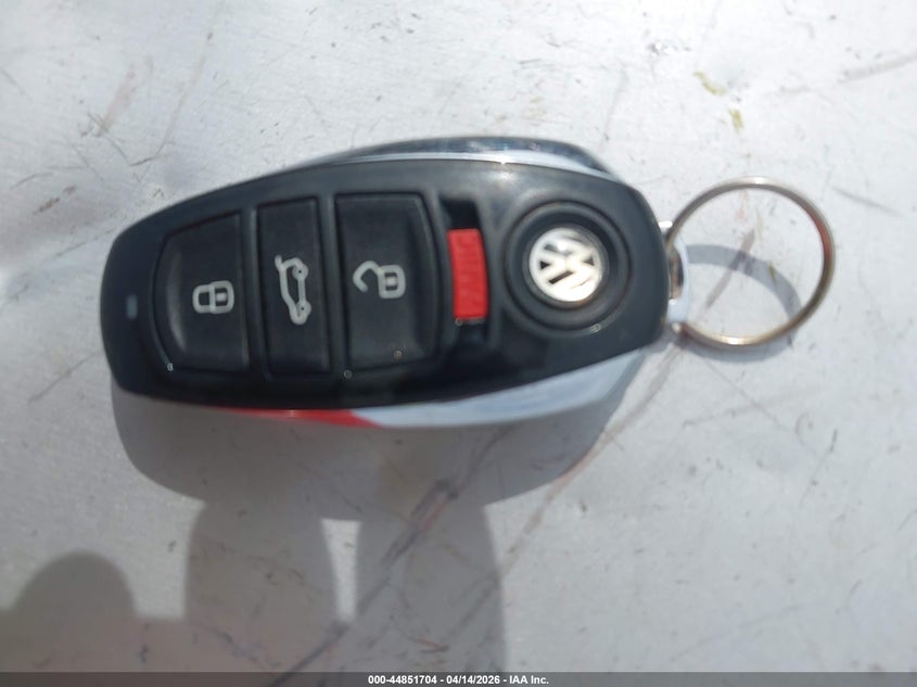 2013 Volkswagen Touareg Tdi Executive VIN: WVGEP9BP3DD006465 Lot: 44851704