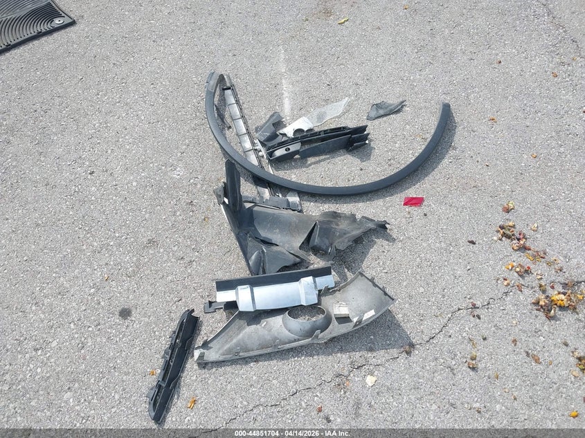 2013 Volkswagen Touareg Tdi Executive VIN: WVGEP9BP3DD006465 Lot: 44851704