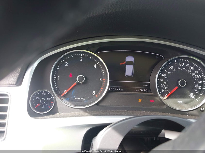 2013 Volkswagen Touareg Tdi Executive VIN: WVGEP9BP3DD006465 Lot: 44851704