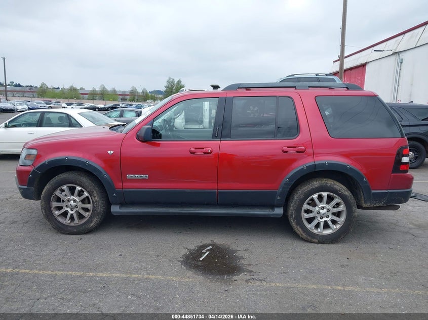 2008 Ford Explorer Xlt VIN: 1FMEU73888UA13969 Lot: 44851734