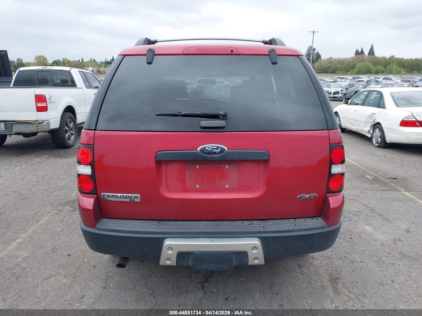 2008 Ford Explorer Xlt VIN: 1FMEU73888UA13969 Lot: 44851734