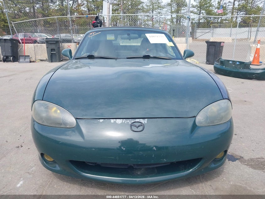 2001 Mazda Mx-5 Miata Ls/Special Edition VIN: JM1NB353310210145 Lot: 44851777