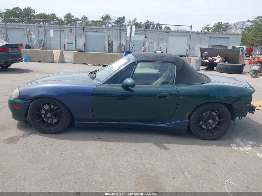 2001 Mazda Mx-5 Miata Ls/Special Edition VIN: JM1NB353310210145 Lot: 44851777