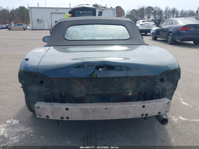 2001 Mazda Mx-5 Miata Ls/Special Edition VIN: JM1NB353310210145 Lot: 44851777