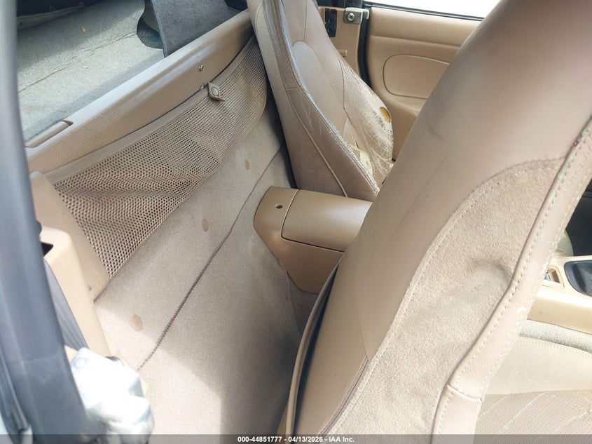 2001 Mazda Mx-5 Miata Ls/Special Edition VIN: JM1NB353310210145 Lot: 44851777