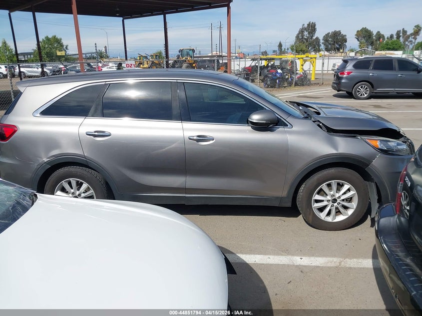 2019 Kia Sorento 3.3L Lx VIN: 5XYPG4A56KG489593 Lot: 44851794