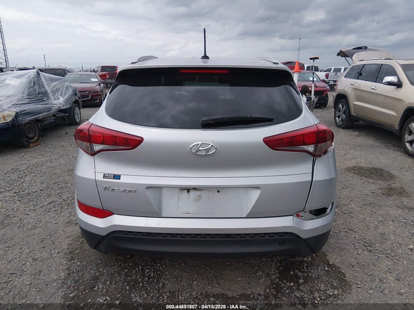 2017 Hyundai Tucson Se VIN: KM8J33A42HU484493 Lot: 44851807