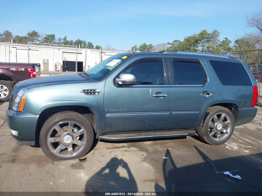 2009 Cadillac Escalade Standard VIN: 1GYFK232X9R104866 Lot: 44851812