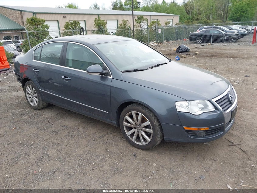 2010 Volkswagen Passat Komfort