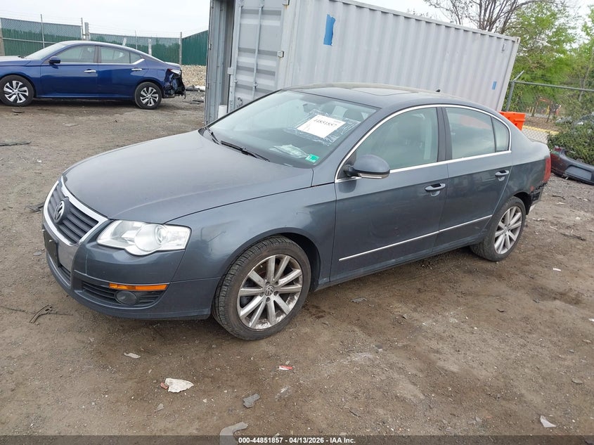 2010 Volkswagen Passat Komfort