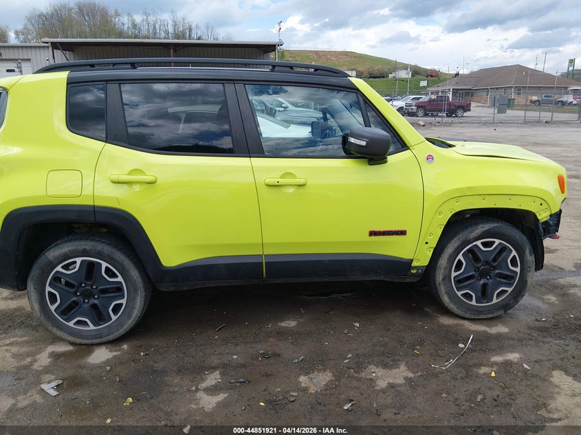 2017 Jeep Renegade Trailhawk 4X4 VIN: ZACCJBCB9HPE97493 Lot: 44851921