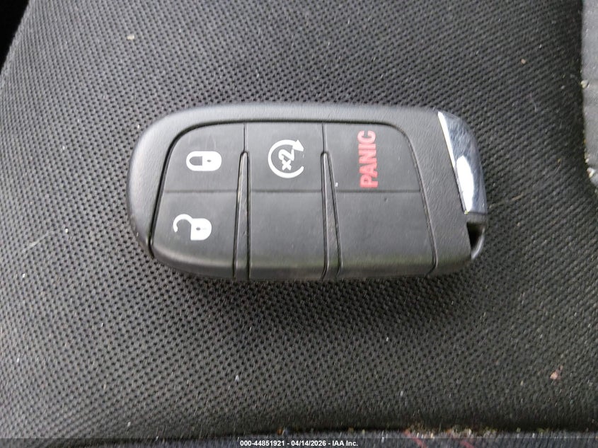 2017 Jeep Renegade Trailhawk 4X4 VIN: ZACCJBCB9HPE97493 Lot: 44851921