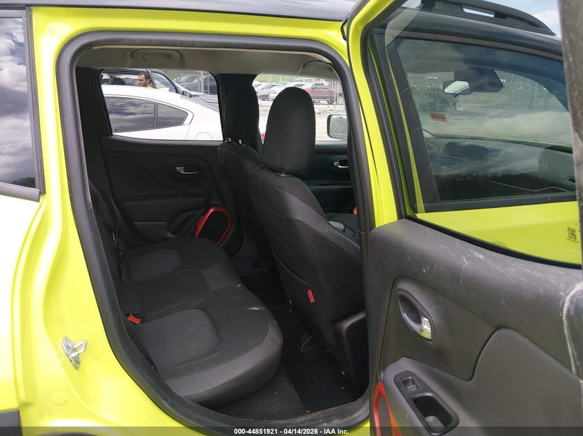 2017 Jeep Renegade Trailhawk 4X4 VIN: ZACCJBCB9HPE97493 Lot: 44851921