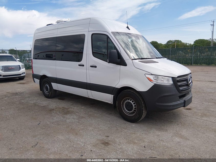 2025 Mercedes-Benz Sprinter 2500 Standard Roof 4-Cyl Diesel
