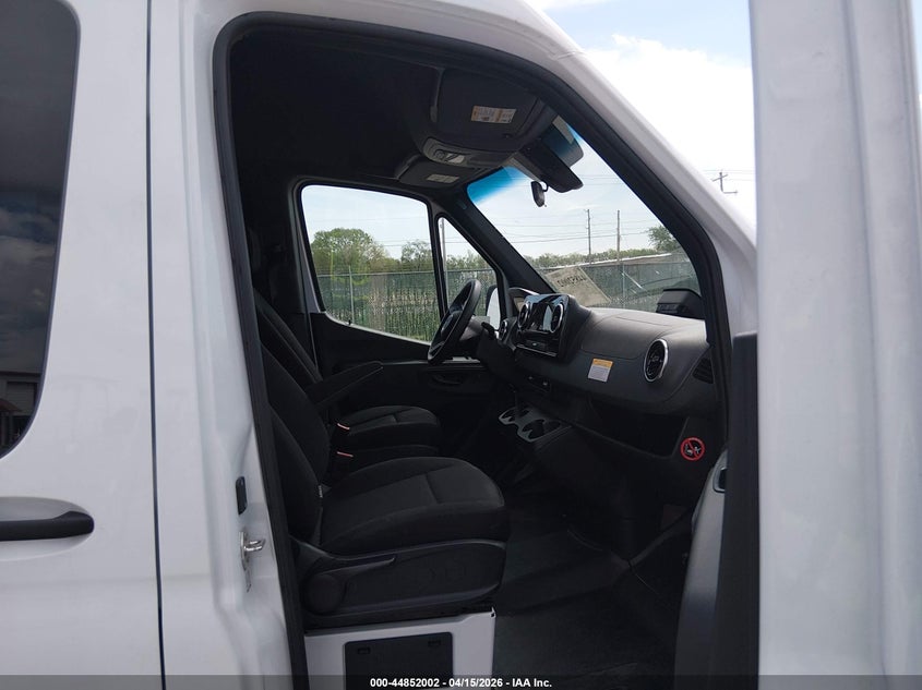 2025 Mercedes-Benz Sprinter 2500 Standard Roof 4-Cyl Diesel