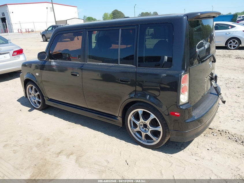 2005 Scion Xb
