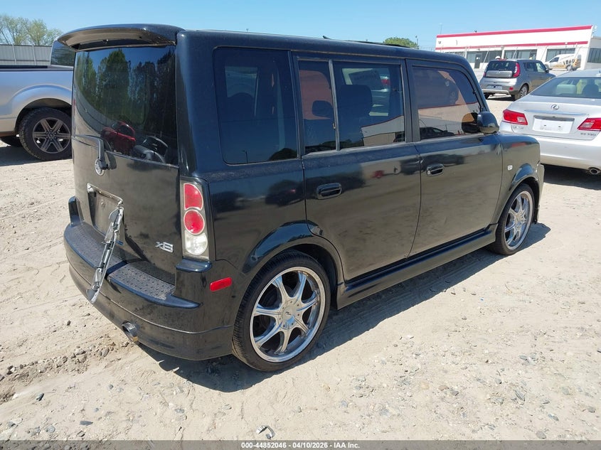 2005 Scion Xb