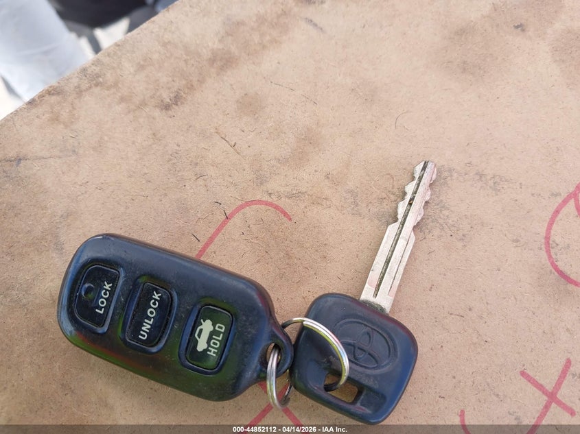 2005 Toyota Camry Le VIN: 4T1BE32K75U083027 Lot: 44852112