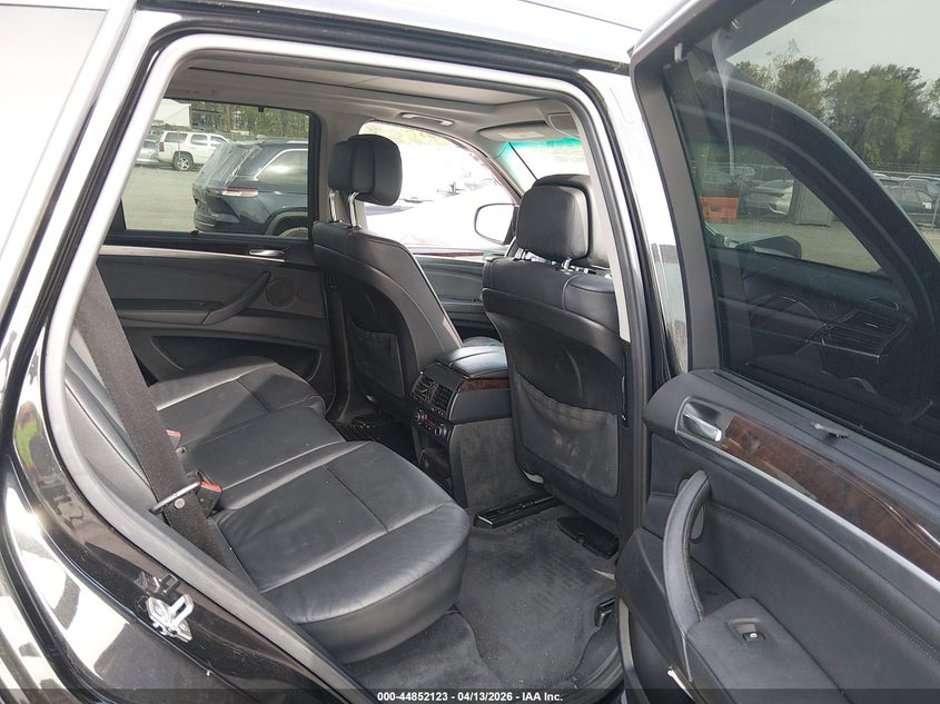 2011 BMW X5 xDrive35I/xDrive35I Premium/xDrive35I Sport Activity VIN: 5UXZV4C57BL415596 Lot: 44852123