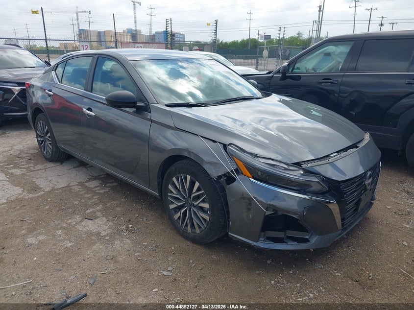 2025 Nissan Altima Sv Awd