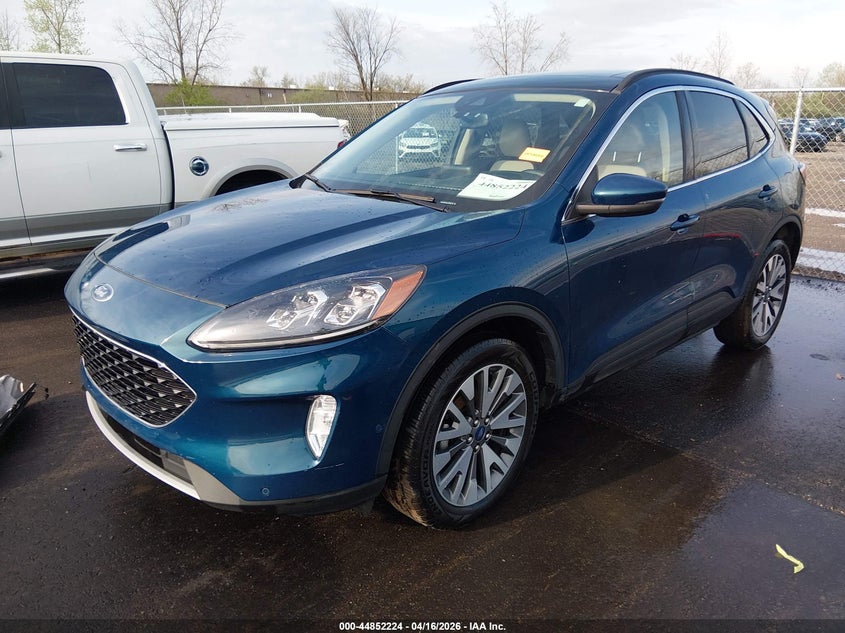 2020 Ford Escape Titanium Hybrid