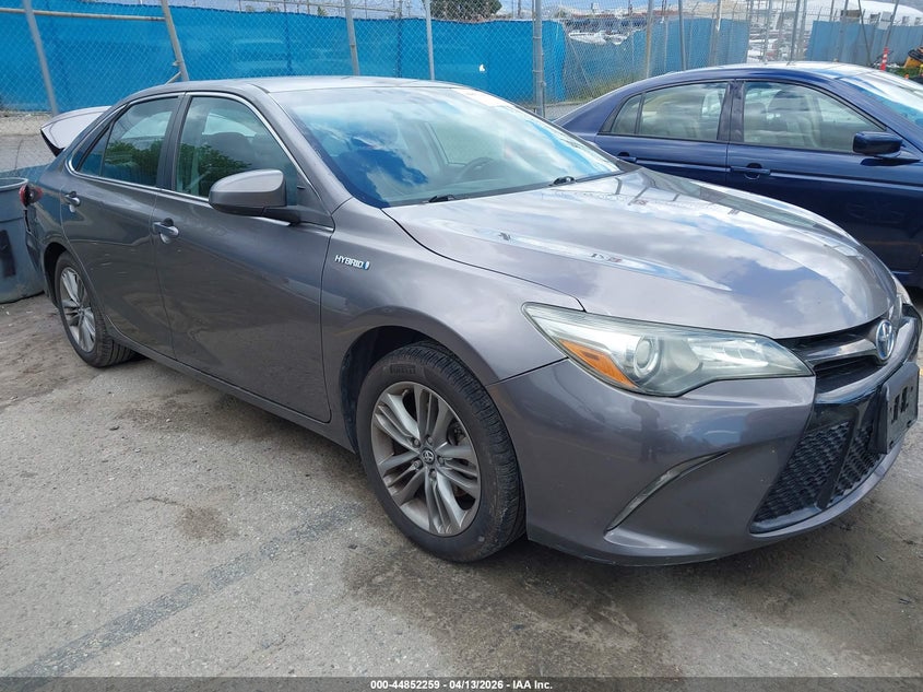 2016 Toyota Camry Hybrid Se