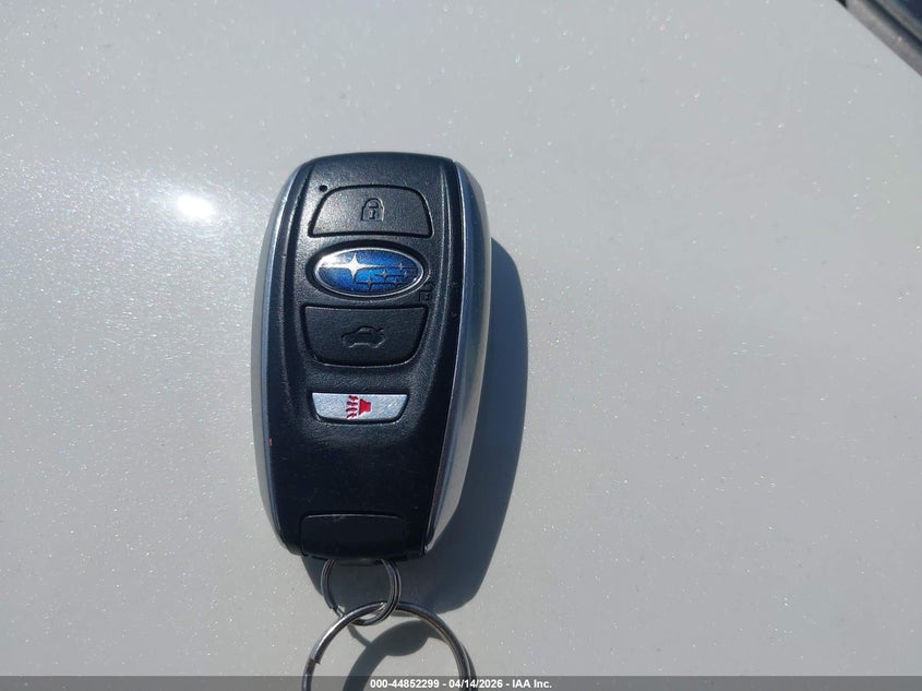 2017 Subaru Outback 2.5I Touring VIN: 4S4BSATCXH3341572 Lot: 44852299