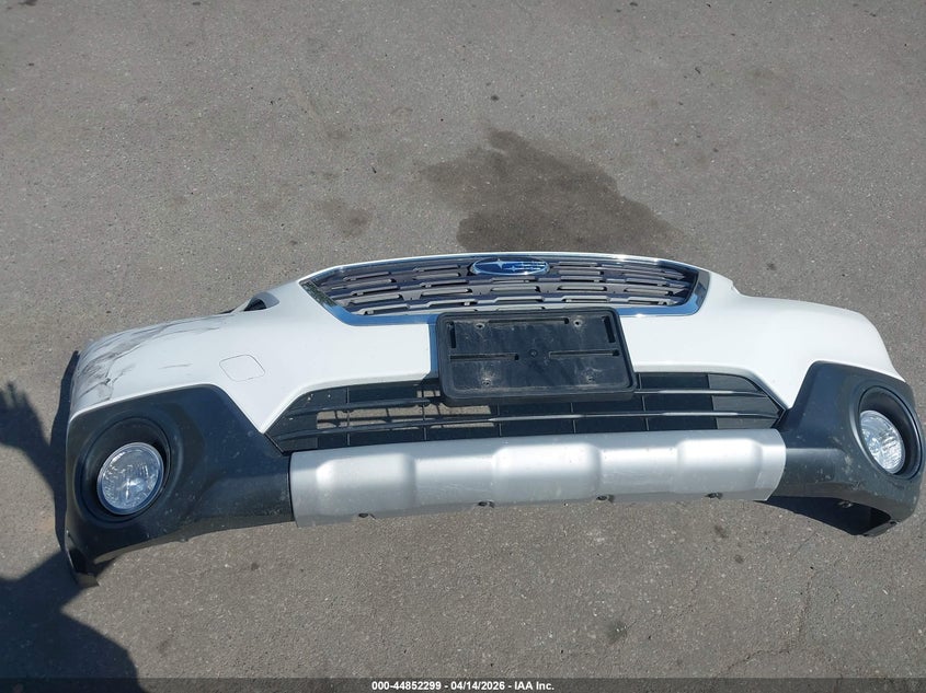 2017 Subaru Outback 2.5I Touring VIN: 4S4BSATCXH3341572 Lot: 44852299