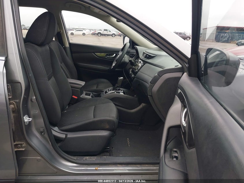 2017 Nissan Rogue 2.5 S grey Lot 111044852313 Vin KNMAT2MT6HP572639