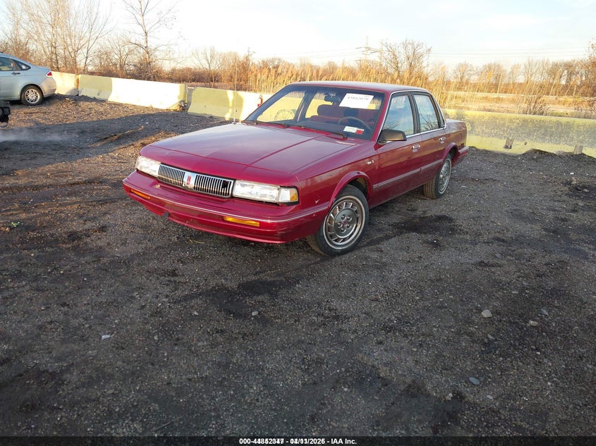 1996 OLDSMOBILE CIERA auction photo 2
