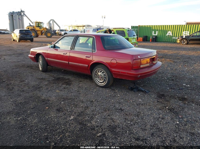 1996 OLDSMOBILE CIERA auction photo 3