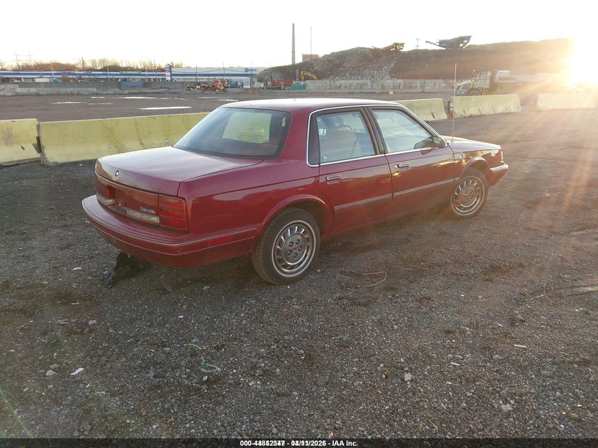 1996 OLDSMOBILE CIERA auction photo 4