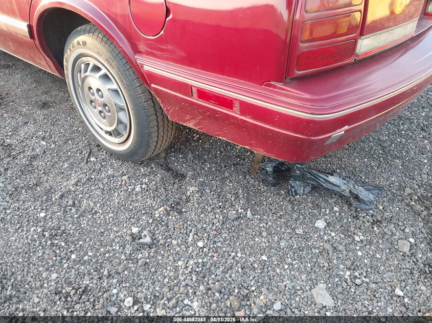 1996 OLDSMOBILE CIERA auction photo 6