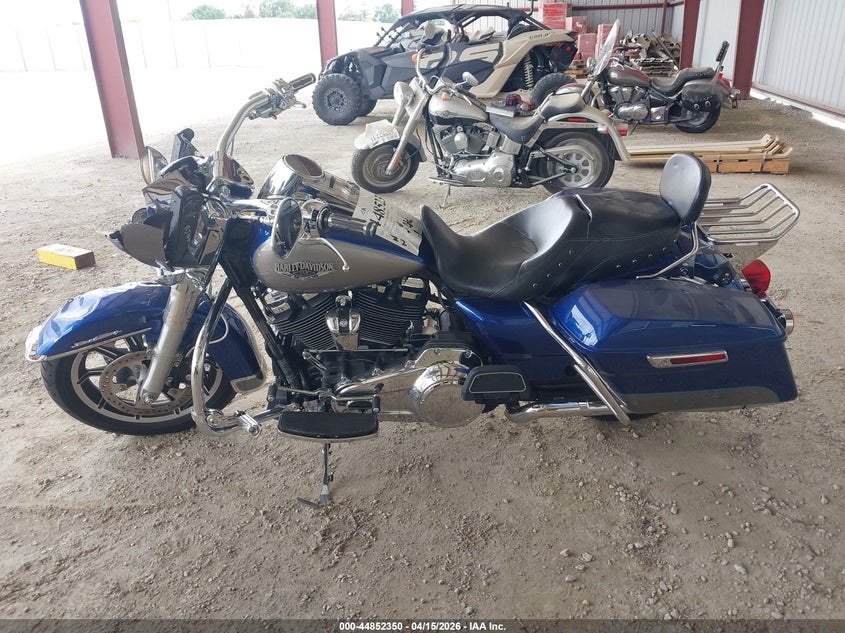 2017 Harley-Davidson Flhr Road King VIN: 1HD1FBC35HB627831 Lot: 44852350