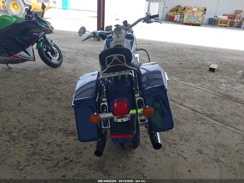 2017 Harley-Davidson Flhr Road King VIN: 1HD1FBC35HB627831 Lot: 44852350